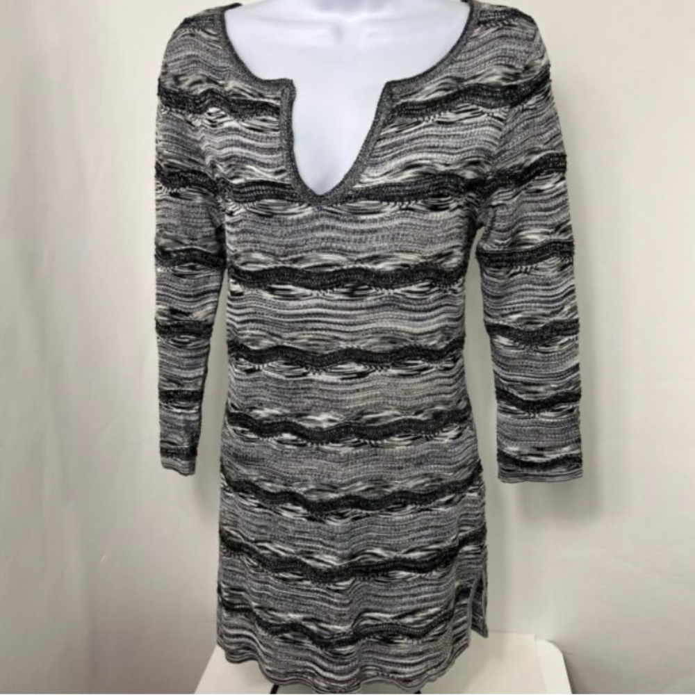 White House Black Market XS black and white dress